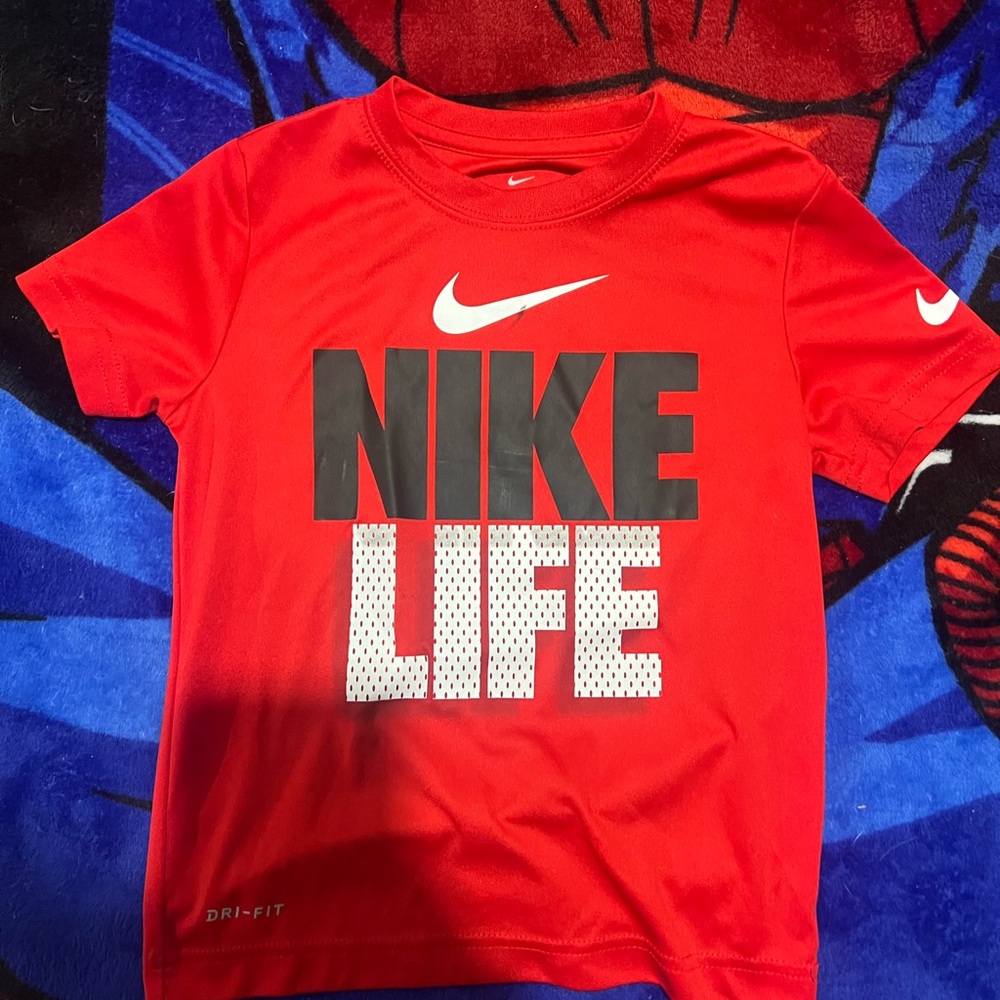 Nike Kids Red Graphic T-Shirt